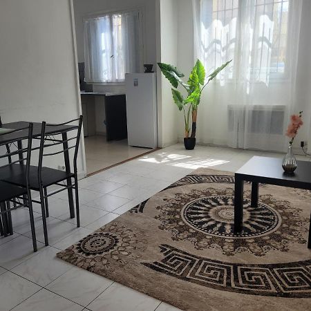 Appartement Gorbella Nizza Esterno foto