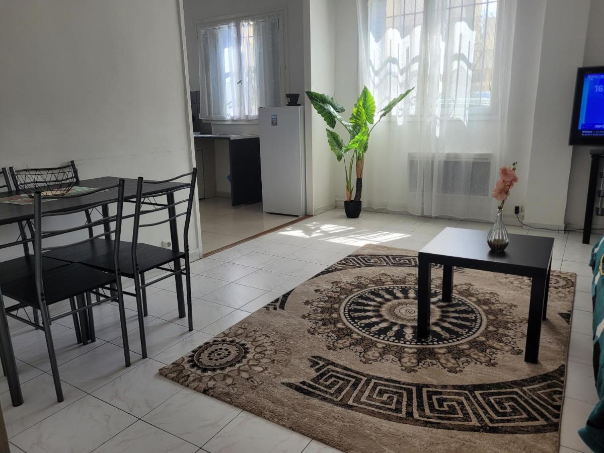 Appartement Gorbella Nizza Esterno foto